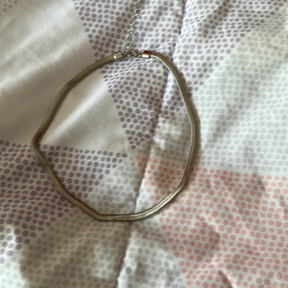 Thick herringbone silver necklace